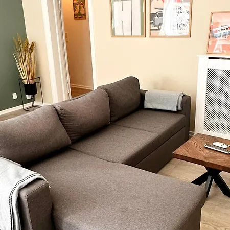 59m2 I Gadeplan Med Parkering Lige Udenfor * Århus